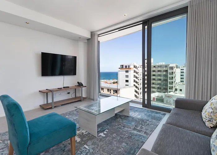 The Cosmo Luxury Suites By Totalstay
