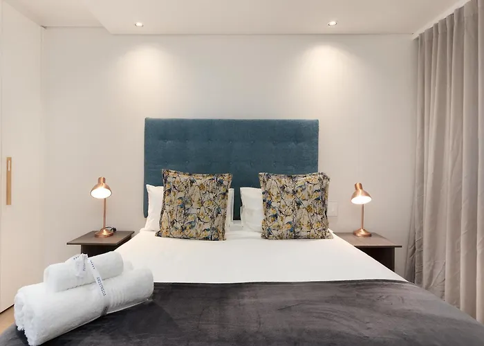 The Cosmo Luxury Suites By Totalstay